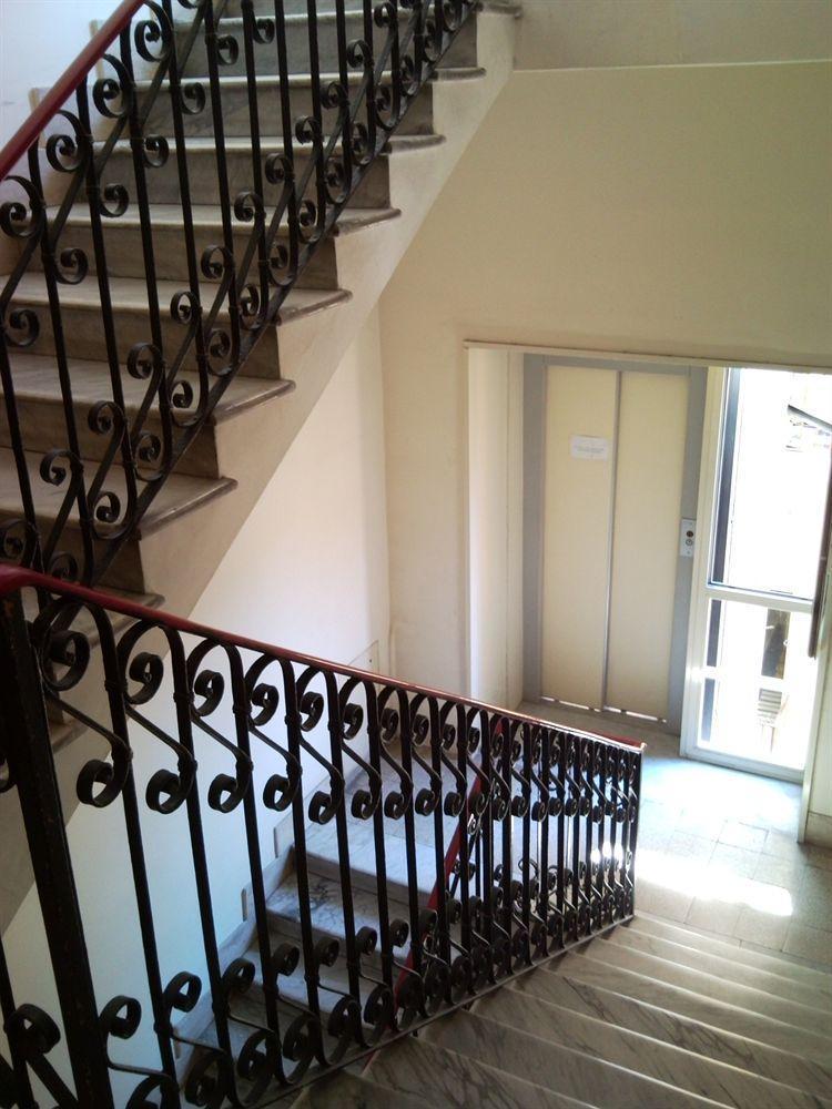 Blue Suite Vatican Guesthouse ローマ エクステリア 写真