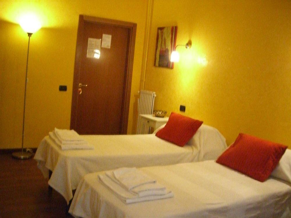 Blue Suite Vatican Guesthouse ローマ エクステリア 写真