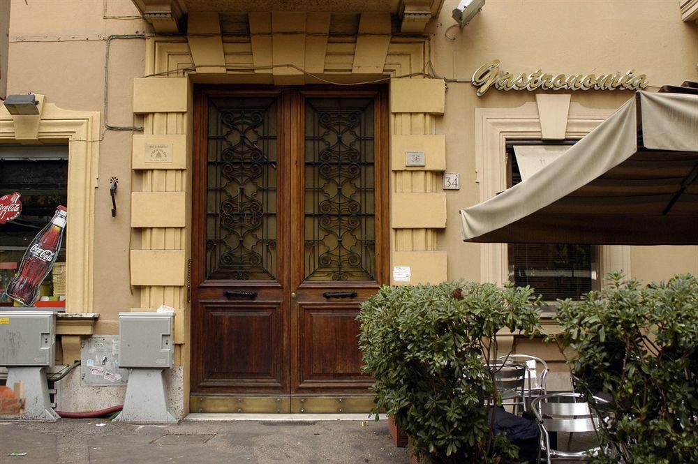 Blue Suite Vatican Guesthouse ローマ エクステリア 写真