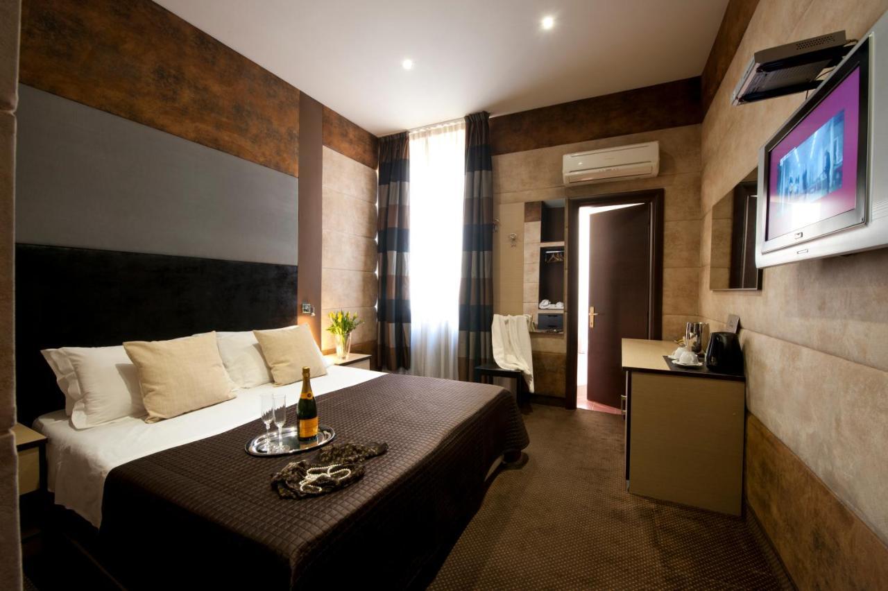 Blue Suite Vatican Guesthouse ローマ エクステリア 写真